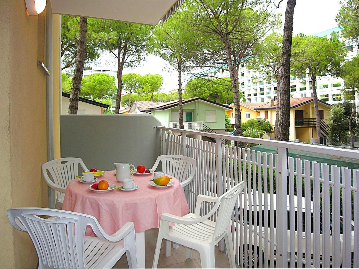 Appartamenti Tintoretto Bibione Exterior foto