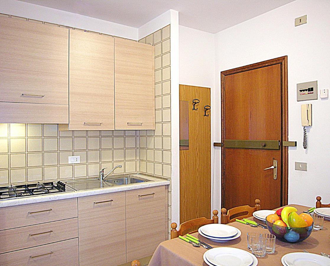 Appartamenti Tintoretto Bibione Exterior foto